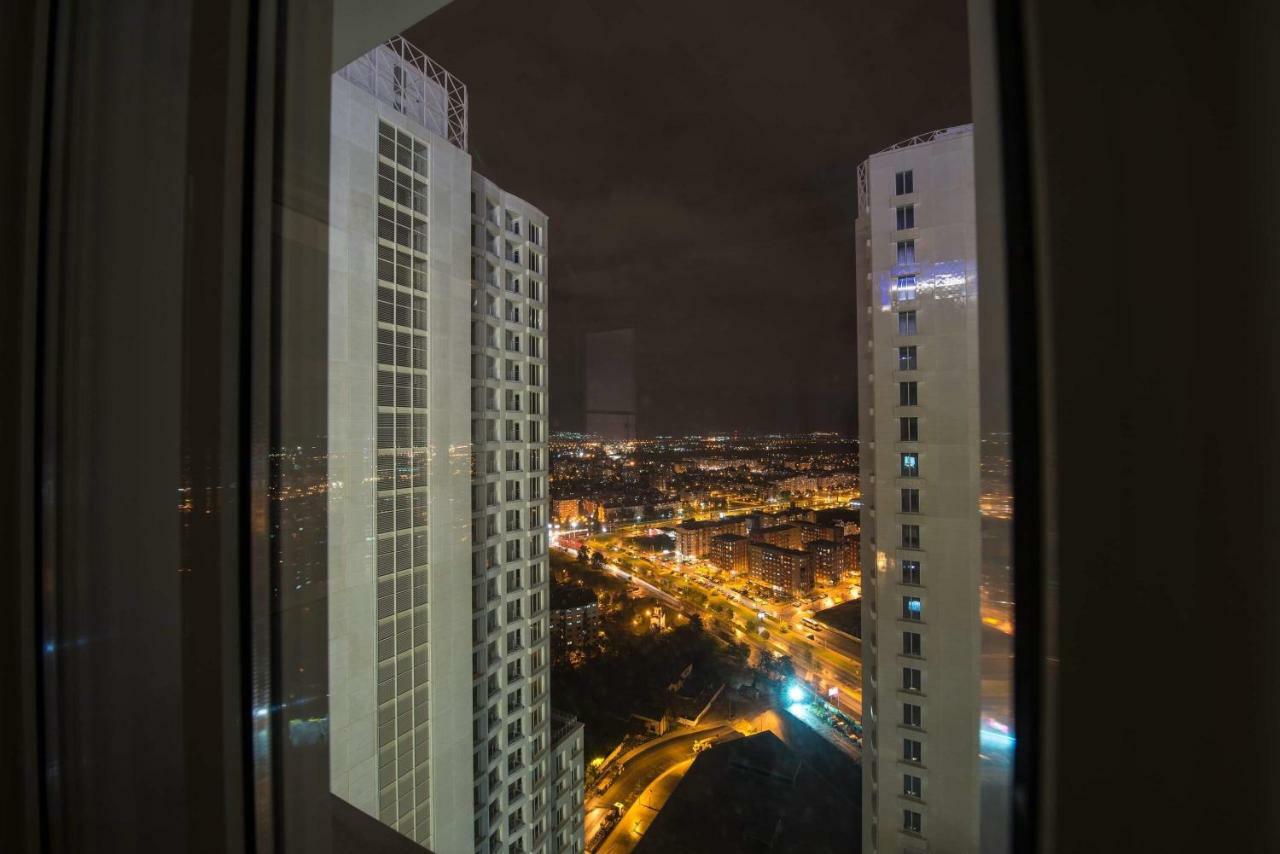 33Rd Floor Luxury Apartment Spa & Fitness Skopje Exterior foto