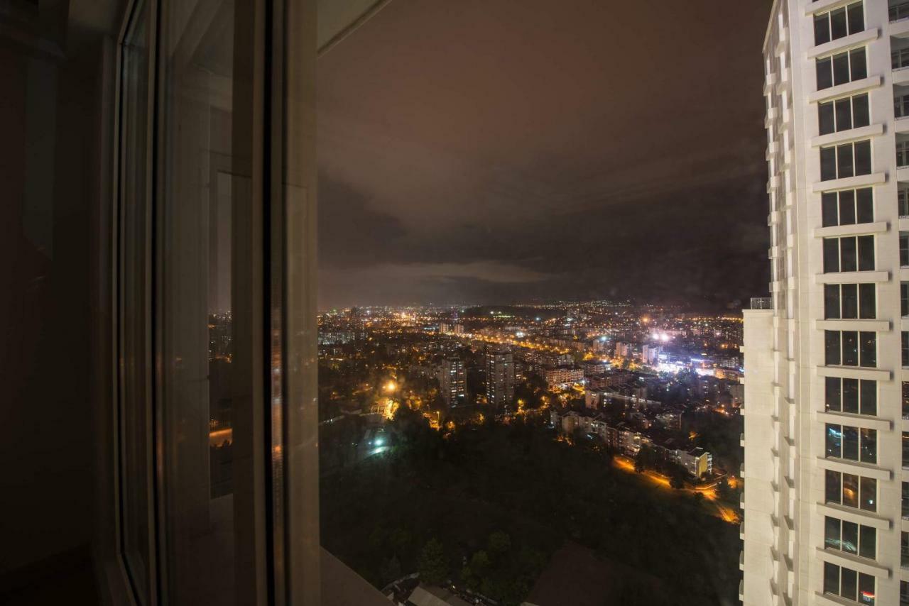 33Rd Floor Luxury Apartment Spa & Fitness Skopje Exterior foto