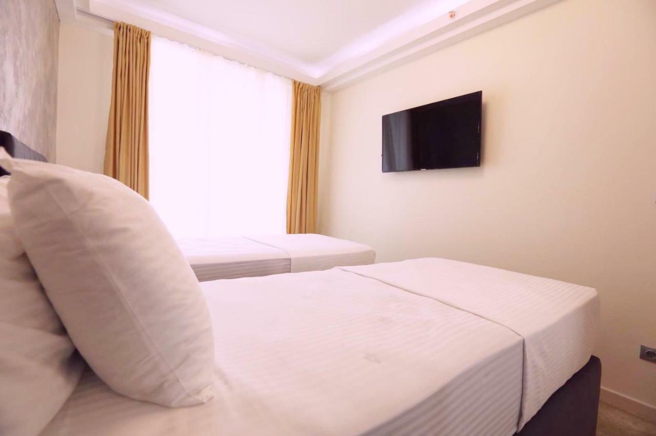 33Rd Floor Luxury Apartment Spa & Fitness Skopje Exterior foto